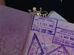 如何申请美国旅游签证加急面谈预约？